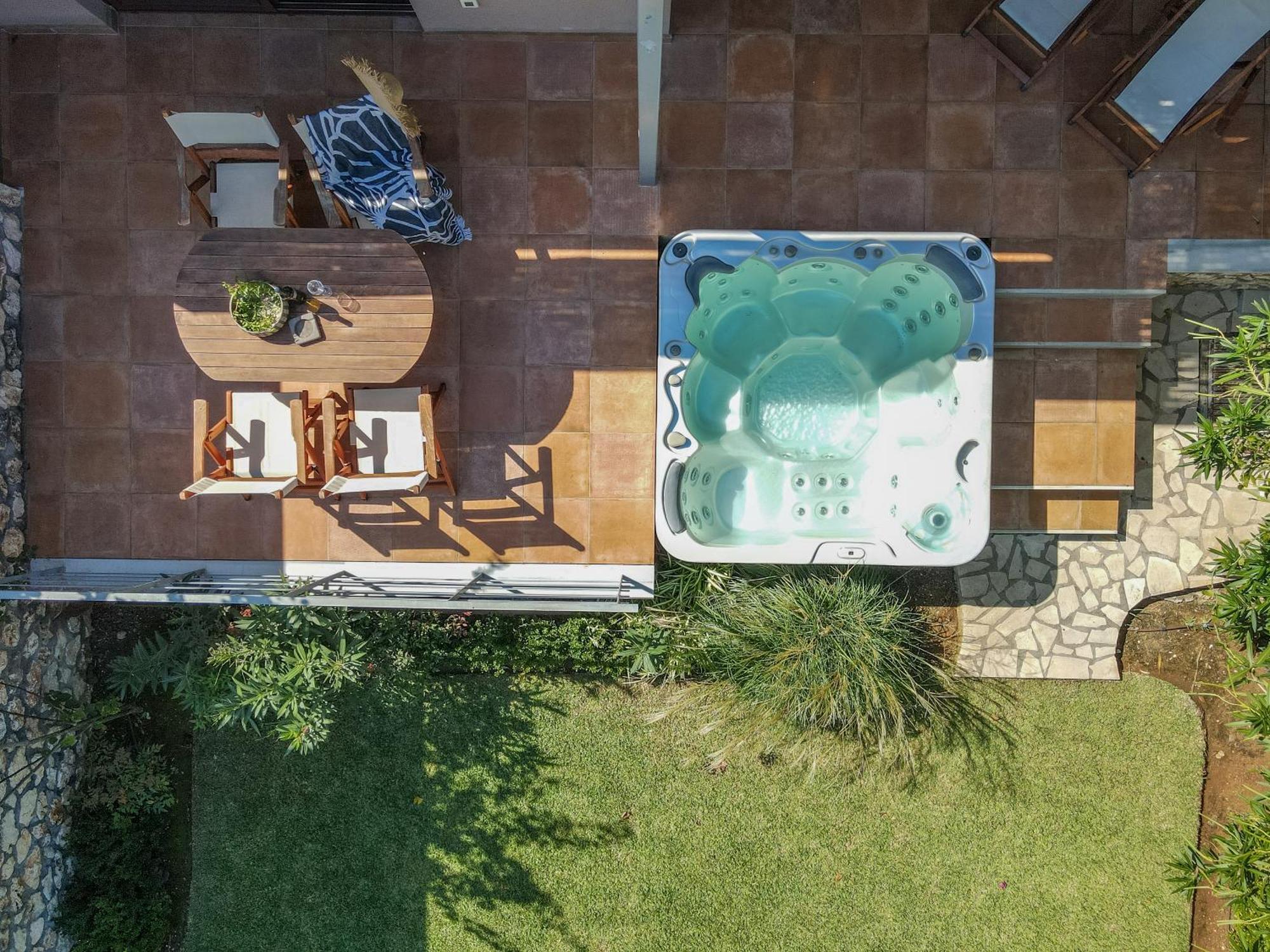 Klaritz Luxury Suites Lassi  Exterior photo